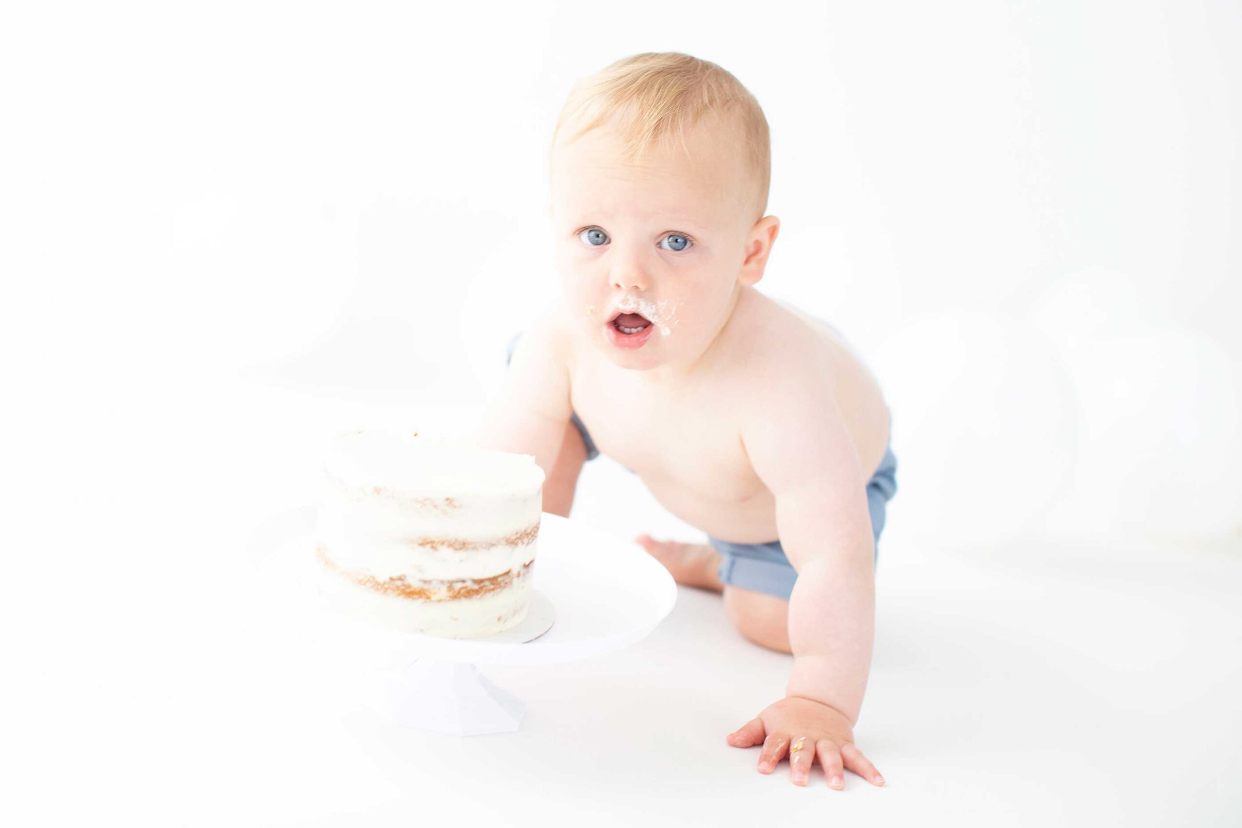first birthday cake smash Newcastle and Durham (24)