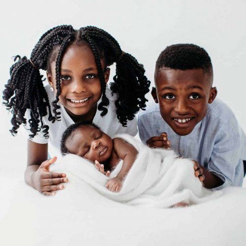 newborn and sibling photoshoot Newcastle (6)