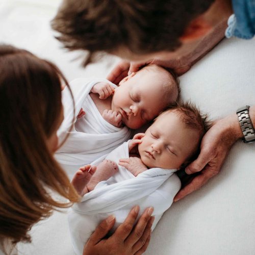 newborn-twin-photoshoot-in-Durham-and-Newcastle9